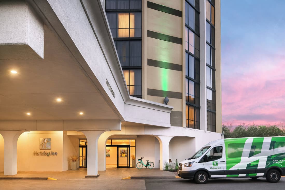 Holiday Inn Austin -Town Lake by IHG