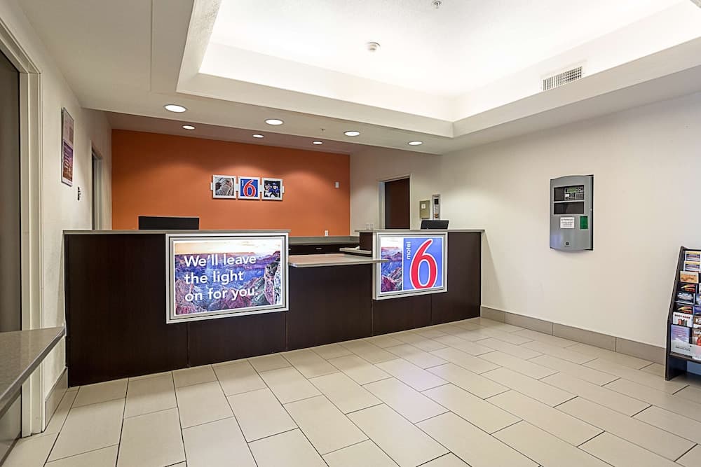 Motel 6 Page, AZ
