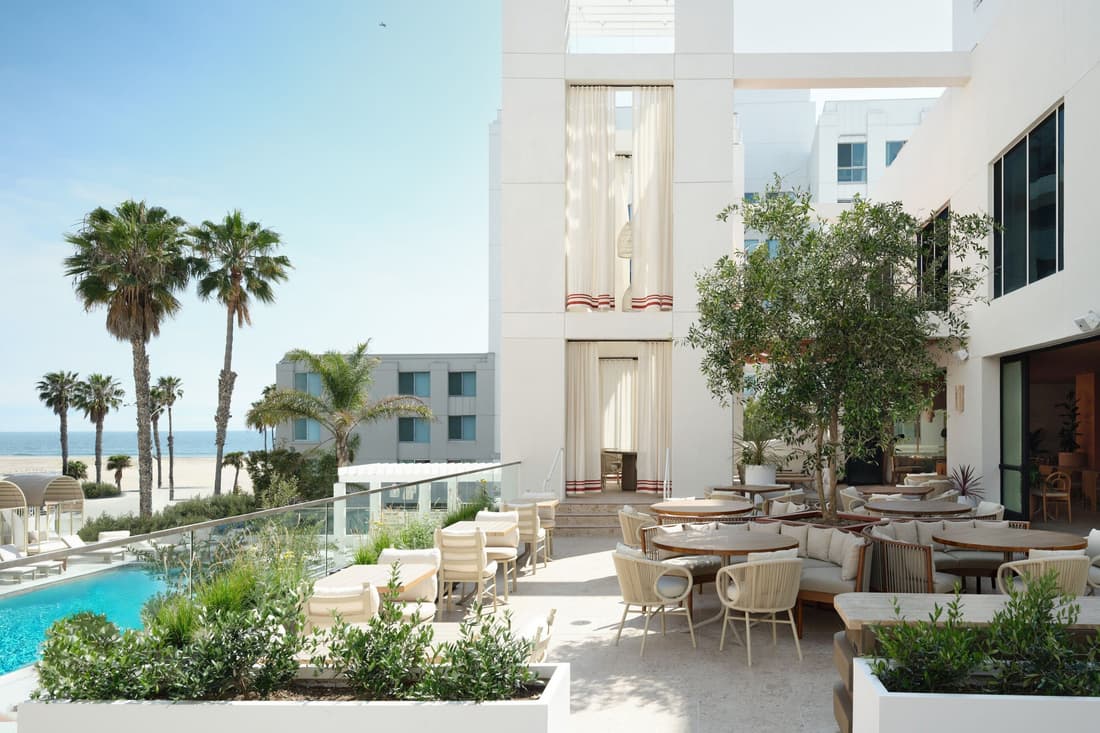 Sandbourne Santa Monica, Autograph Collection