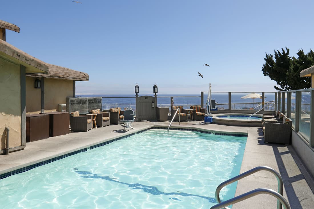 Cottage Inn By The Sea