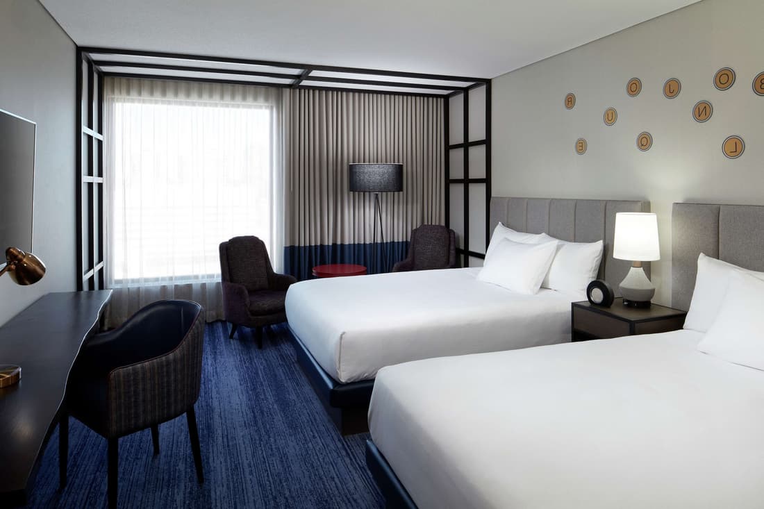 DoubleTree by Hilton Montreal