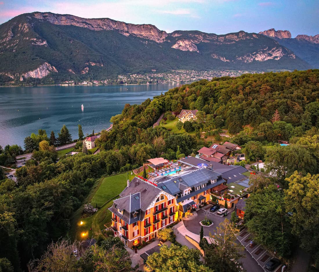 Les Tresoms Lake and Spa Resort