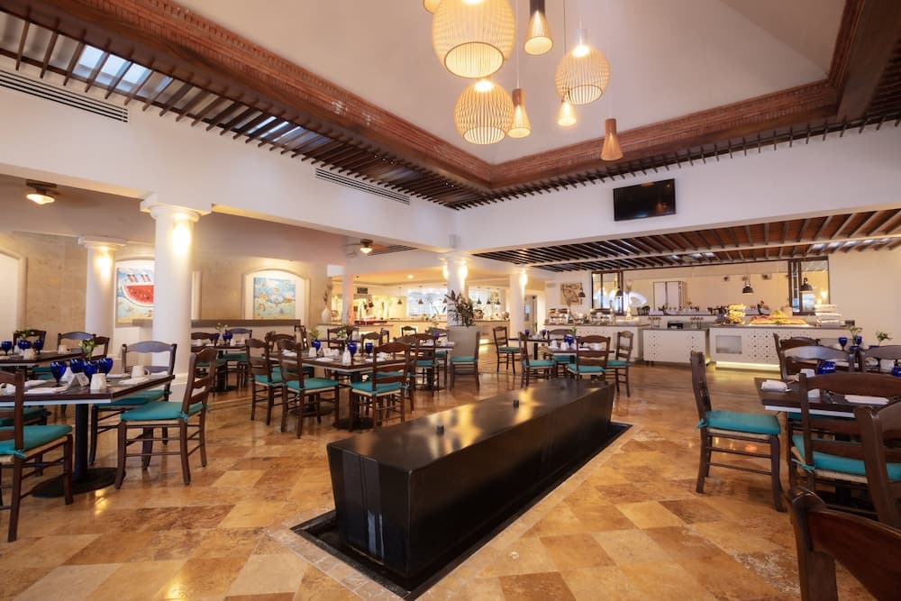 Buenaventura Grand Hotel & Great Moments - All Inclusive