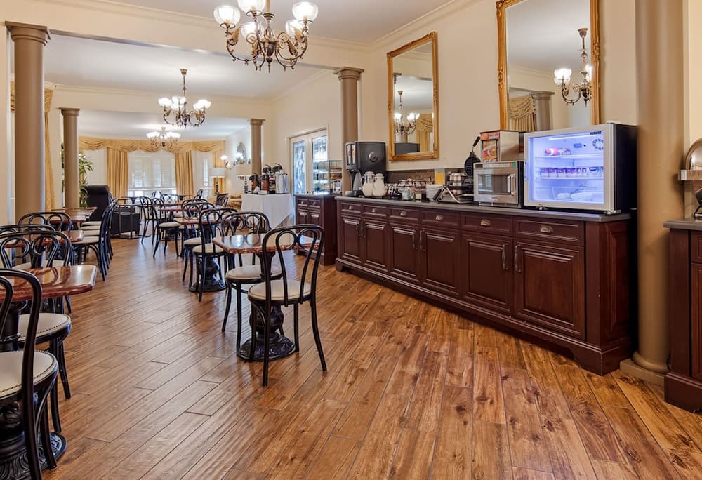Victorian Inn