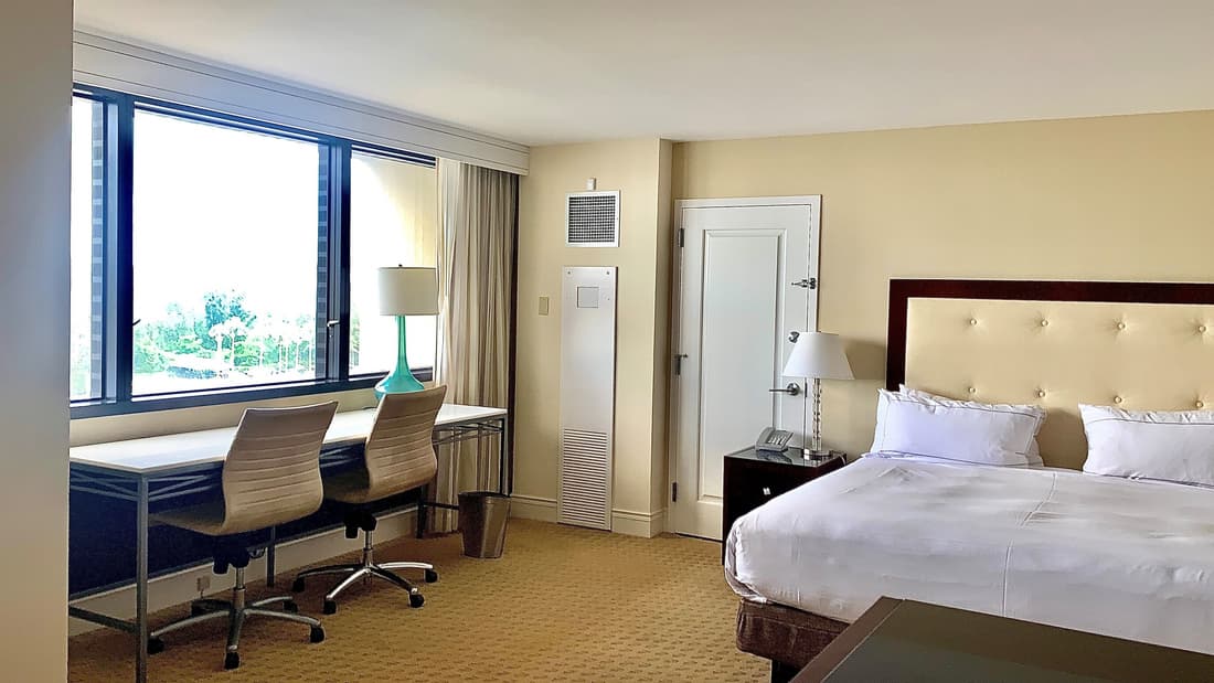 Hilton Miami Airport Blue Lagoon