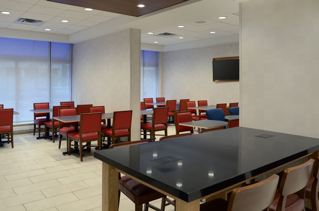 Holiday Inn Express Toronto - Downtown by IHG