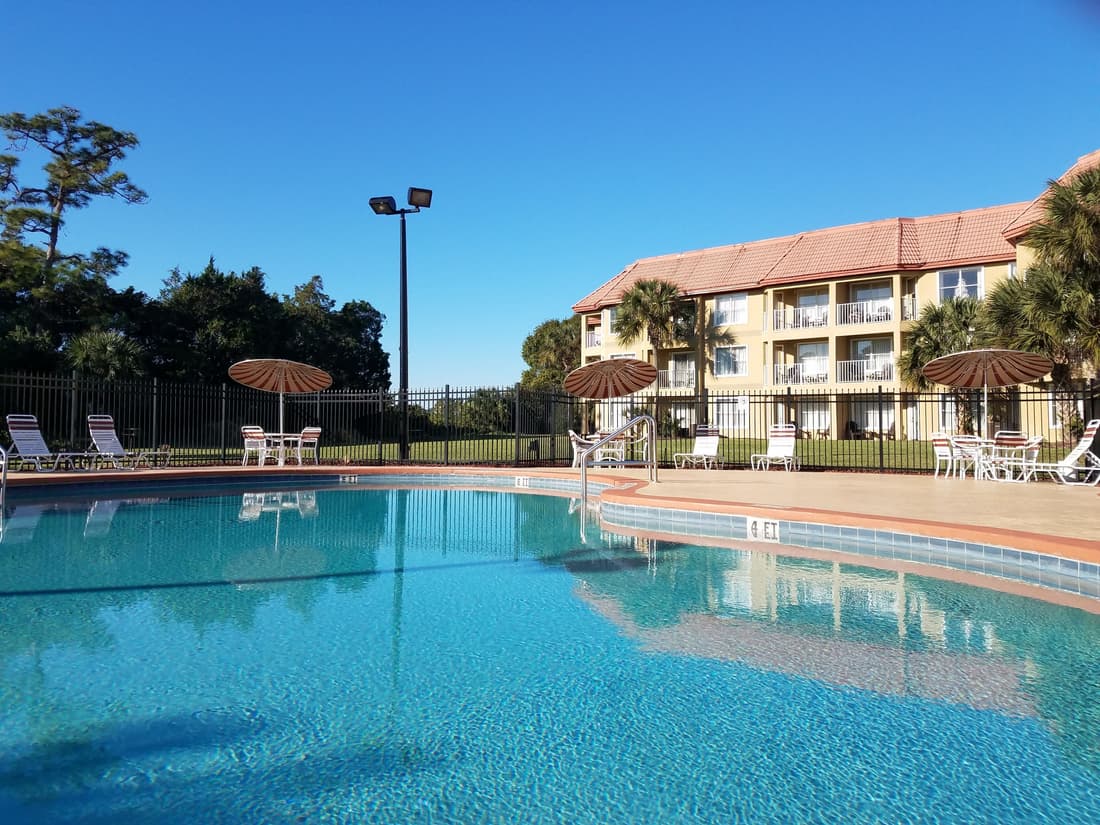 Parc Corniche Condominium Suite Hotel