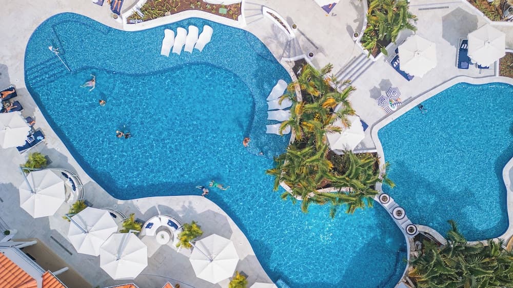Windjammer Landing Resort and Residences
