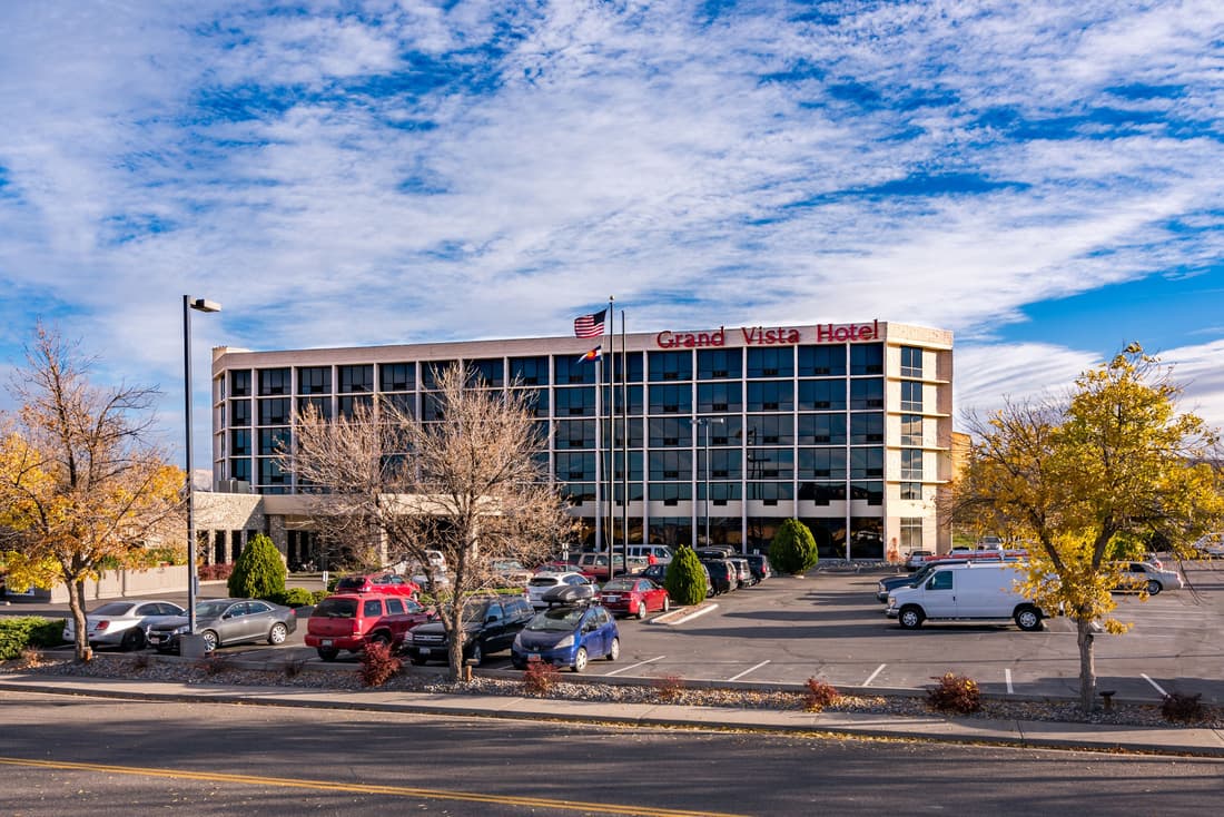 Grand Vista Hotel