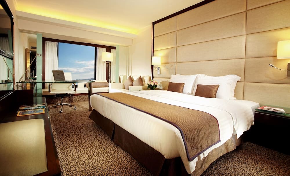 Regal Kowloon Hotel