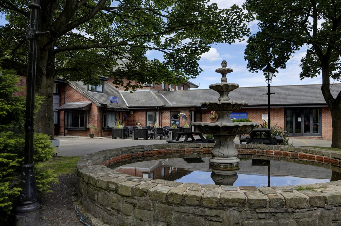 Holiday Inn Manchester - Oldham by IHG