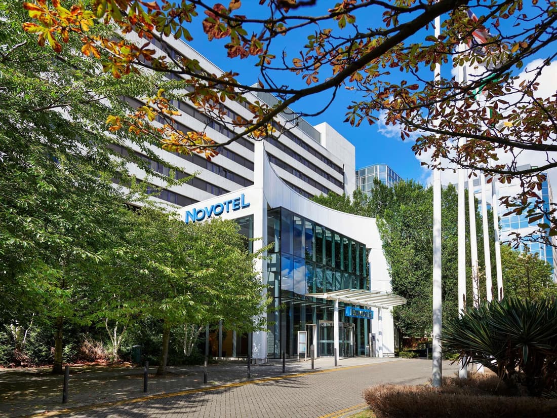 Novotel London West