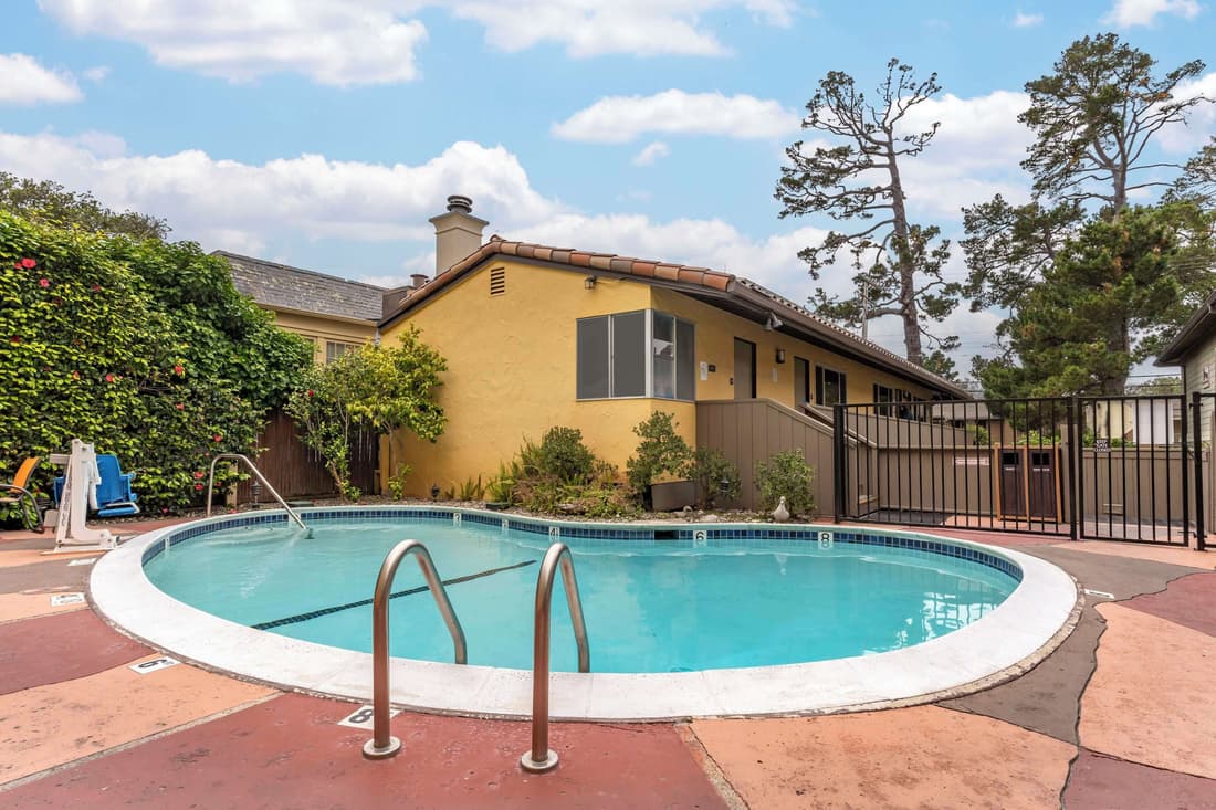 Best Western Carmel's Town House Lodge