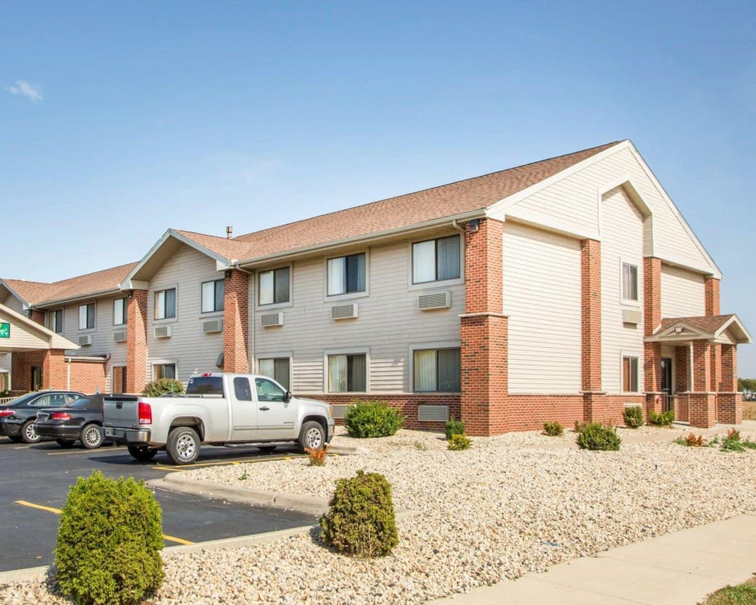 Quality Inn Ottawa near Starved Rock State Park