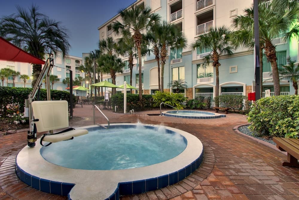 Holiday Inn Resort Orlando - Lake Buena Vista by IHG
