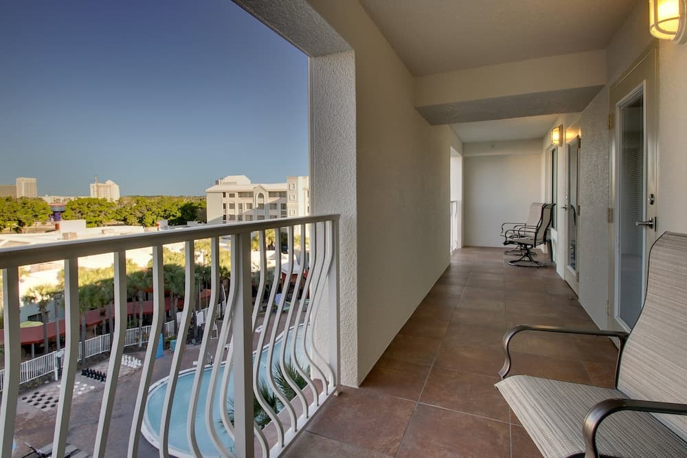 Holiday Inn Resort Orlando - Lake Buena Vista by IHG