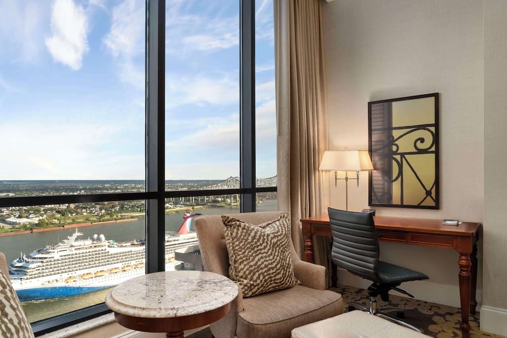 Hilton New Orleans Riverside