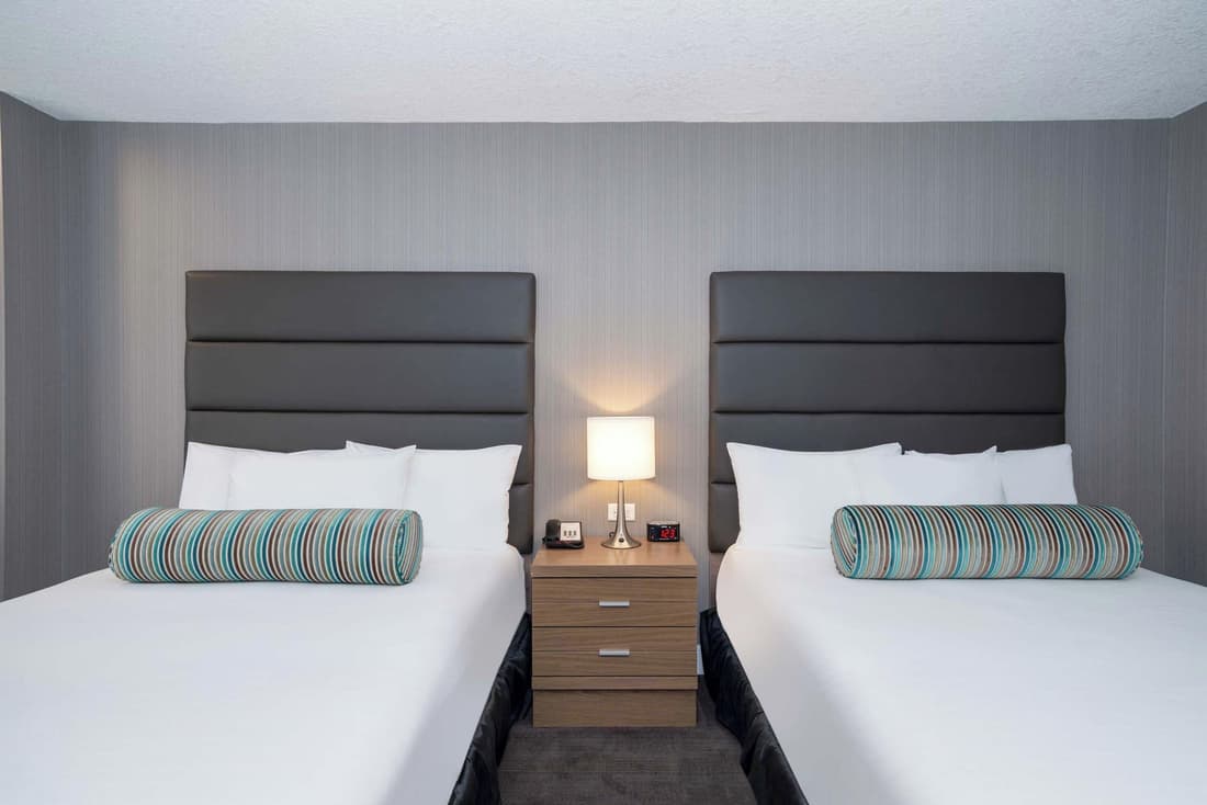 Sandman Signature Calgary Downtown Hotel