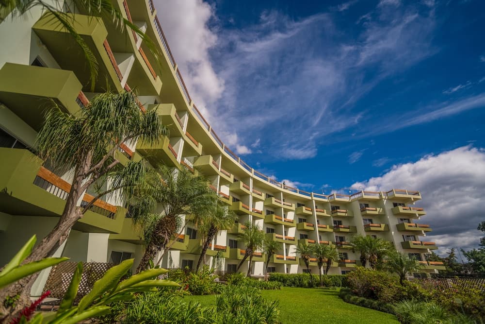 Porta Hotel del Lago