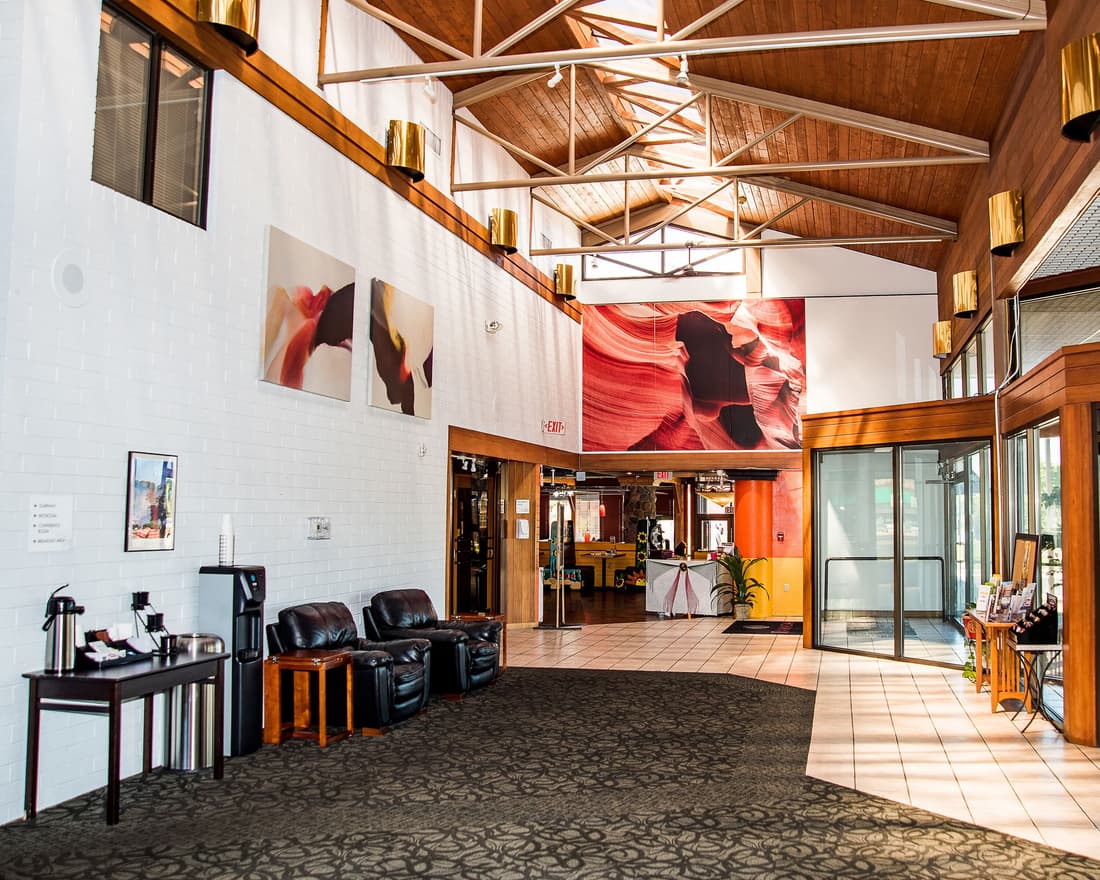 The Cairn Hotel