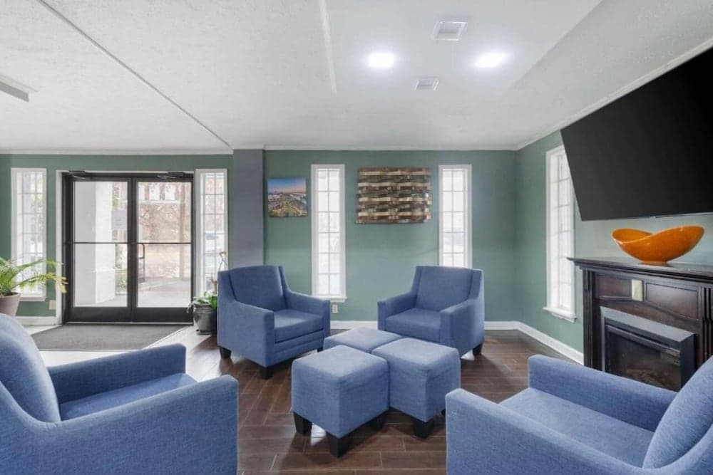 Downtown Inn & Studio Suites