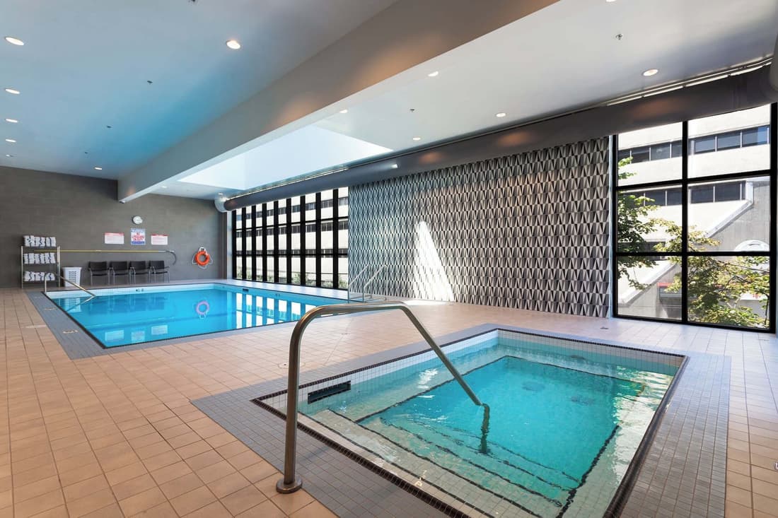 Sandman Signature Vancouver Downtown Hotel
