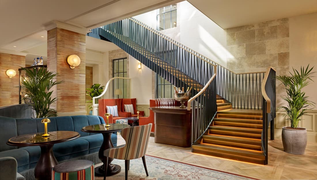 100 Queen's Gate Hotel London Kensington, Curio Collection by Hilton