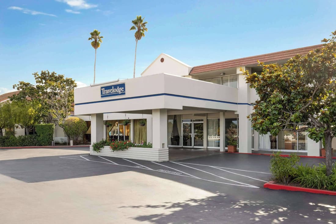 Travelodge by Wyndham Monterey Bay