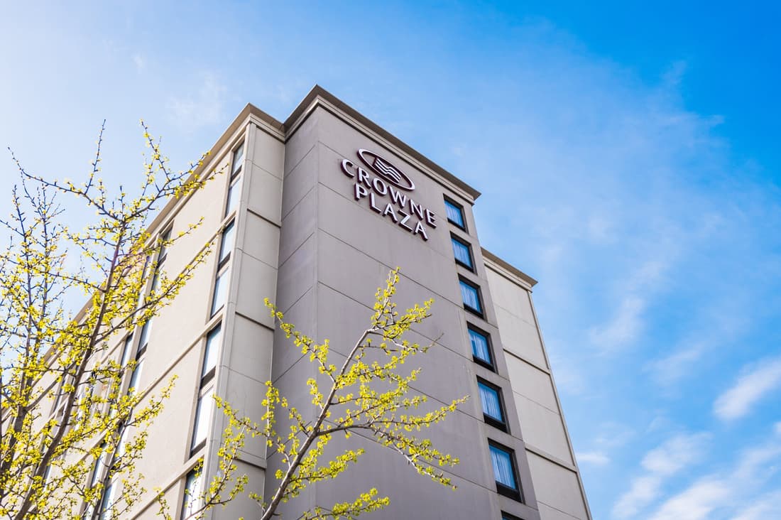 Crowne Plaza Newark Airport by IHG