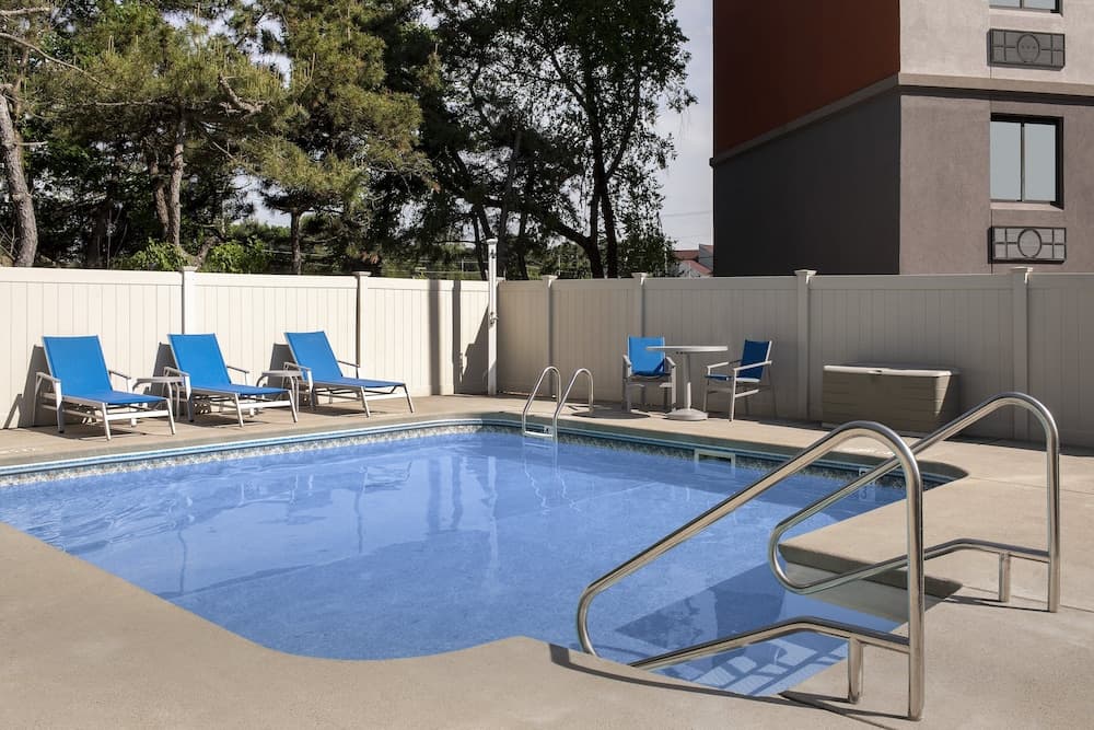 Holiday Inn Express Boston - Saugus by IHG