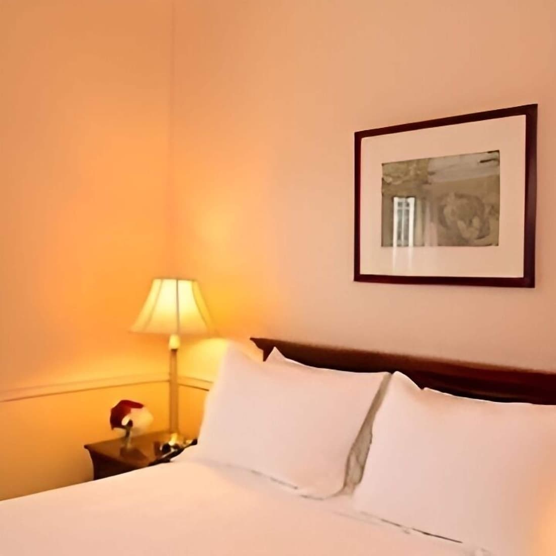 Penn's View Hotel