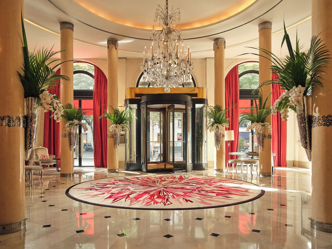Hôtel Plaza Athénée - Dorchester Collection