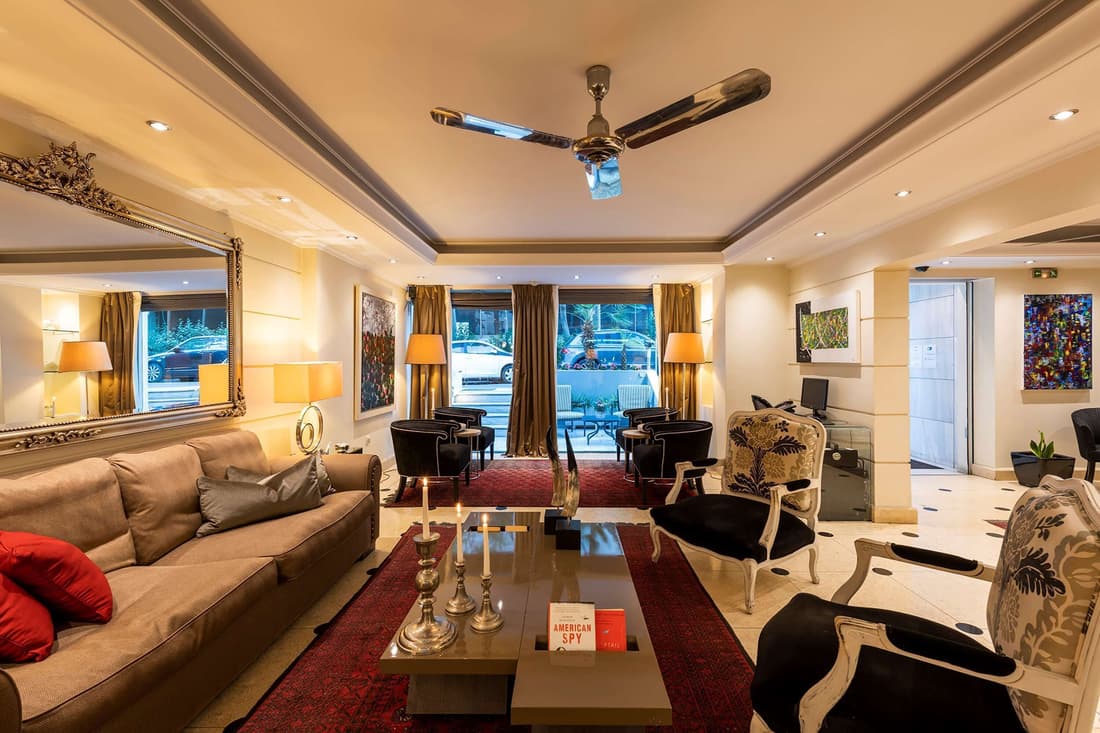 Best Western Plus Embassy Hotel