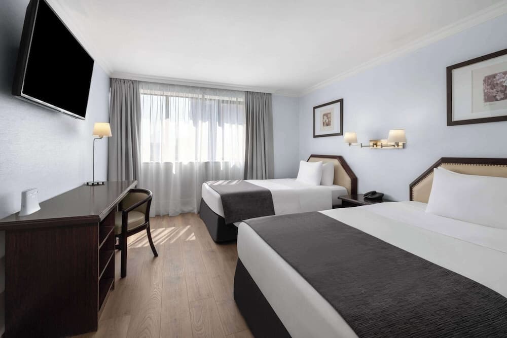 Wyndham Garden Santiago Kennedy