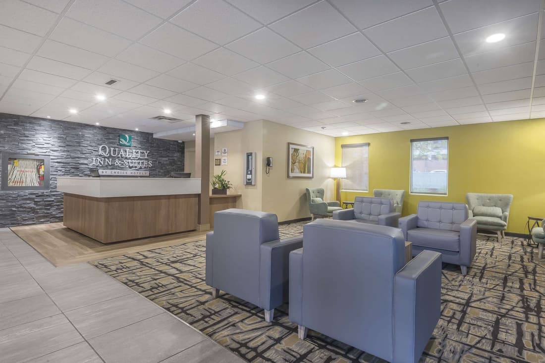 Quality Inn & Suites Downtown Windsor