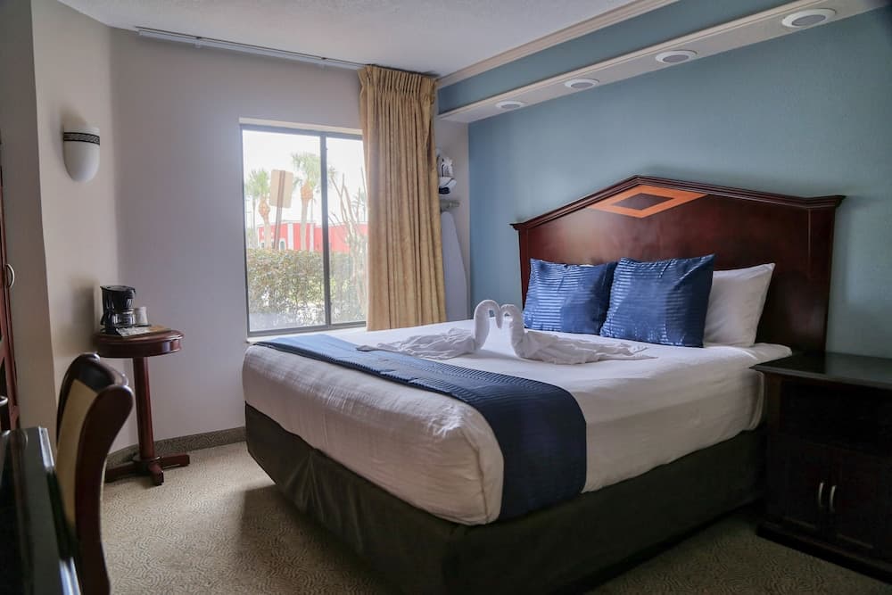 Destiny Palms Hotel Maingate West