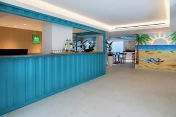 ibis Styles Larnaca Finikoudes Beach