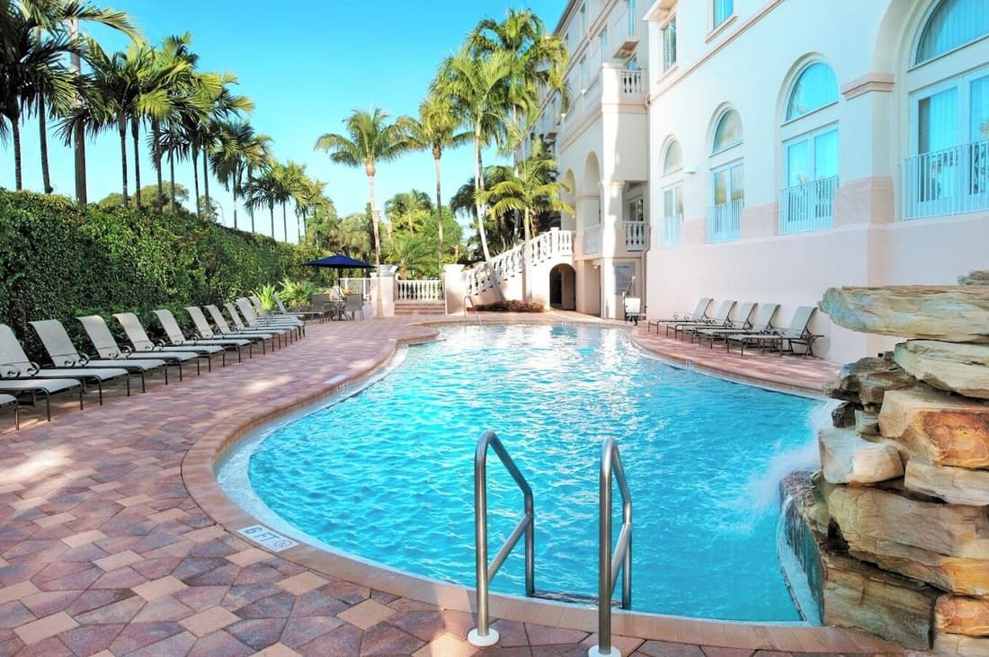 Hilton Naples