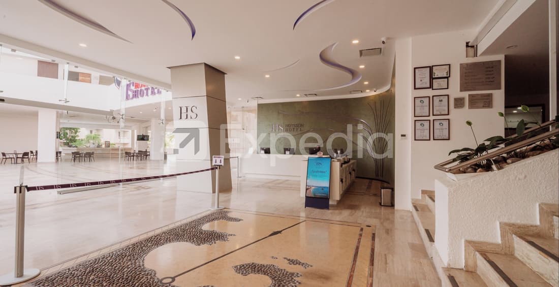 HS HOTSSON Hotel Acapulco