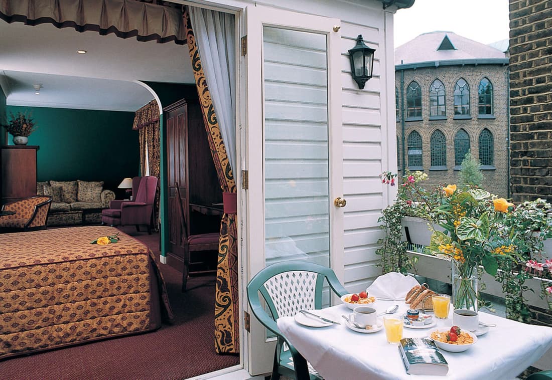 Berjaya Eden Park London Hotel