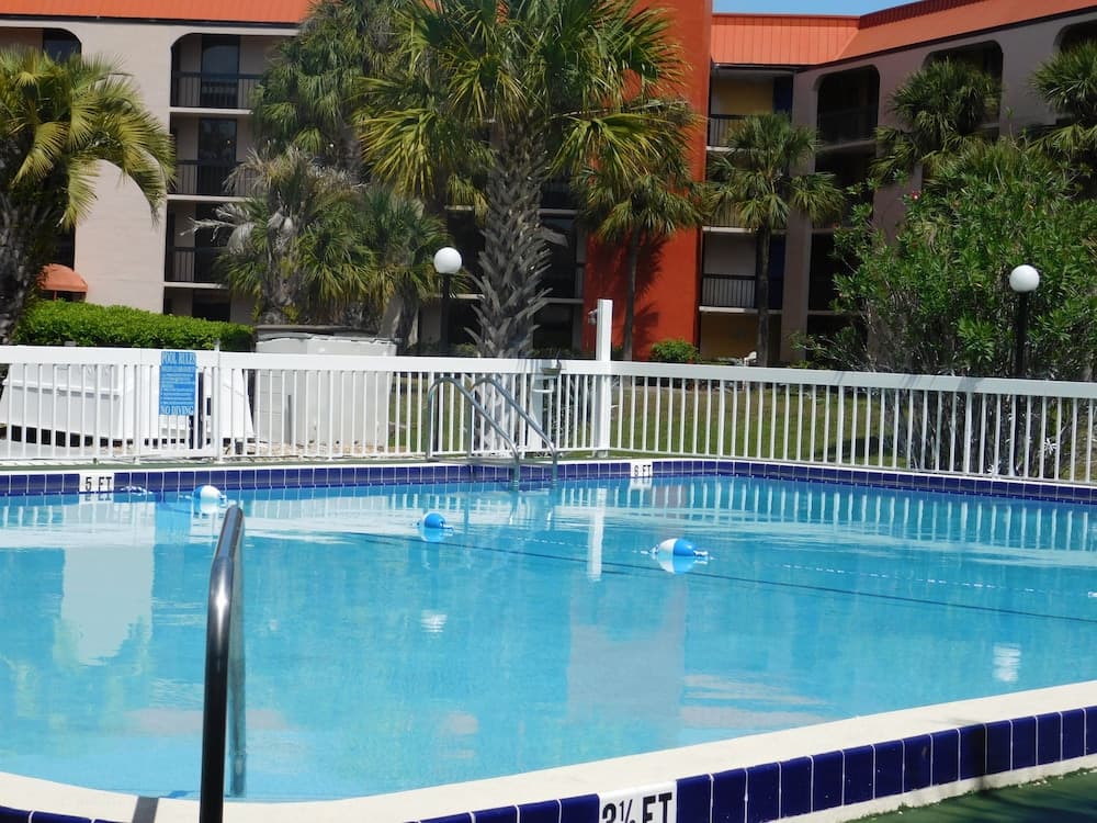 Grand Hotel Orlando at Universal Blvd - Shuttle to Theme Parks
