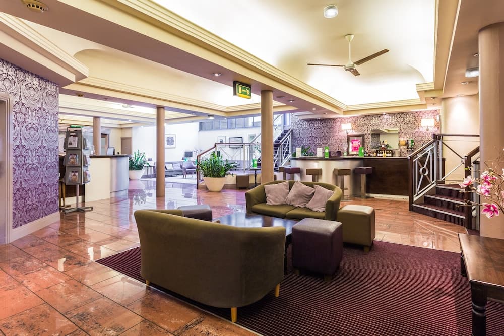 Gardens Hotel