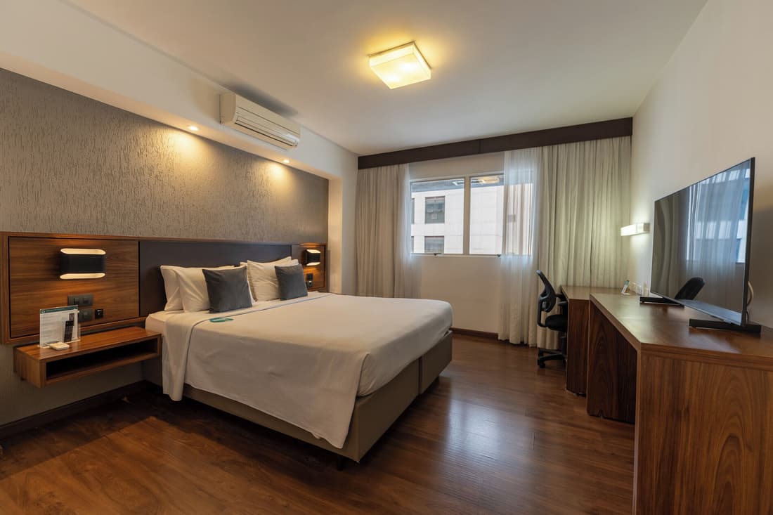 Hotel Deville Curitiba