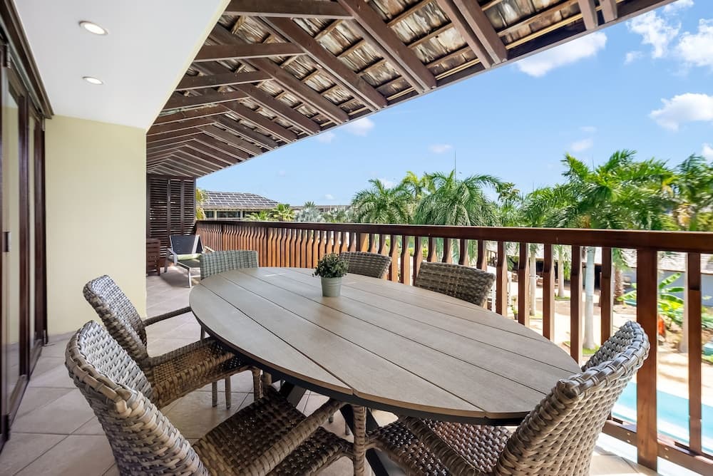 LionsDive Beach Resort