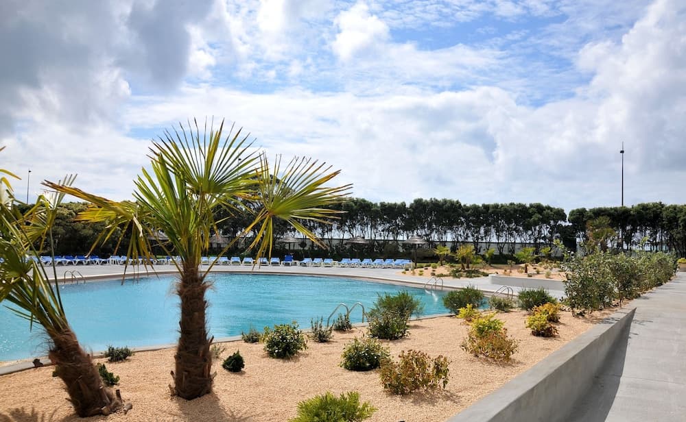 Axis Vermar Conference & Beach Hotel