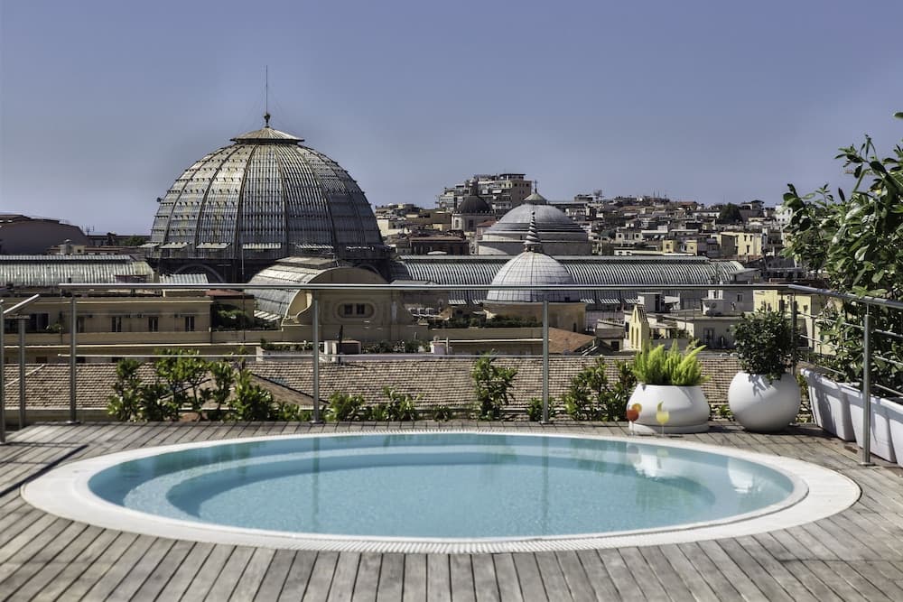 Renaissance Naples Hotel Mediterraneo