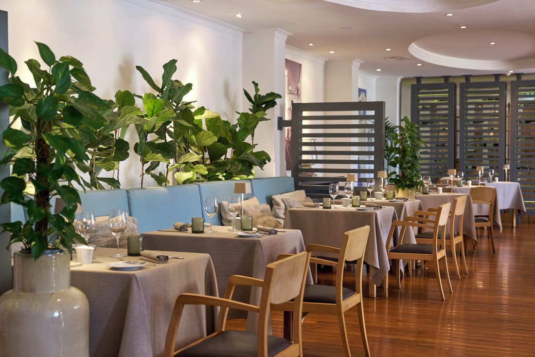 Suite Hotel Eden Mar, by PortoBay