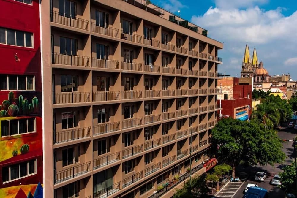 Hotel Fenix