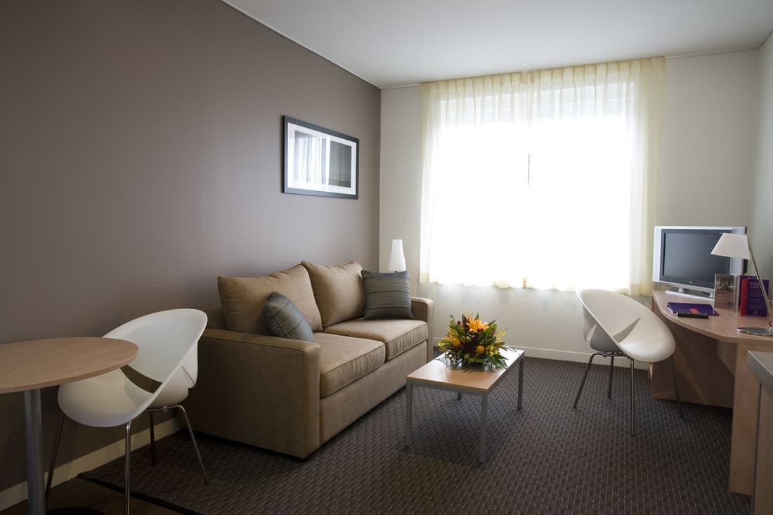 ibis Melbourne Hotel and Apartments