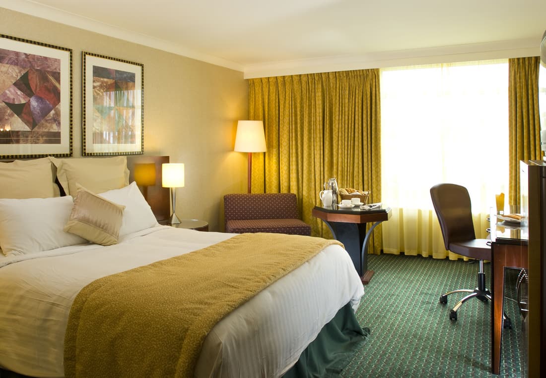 Crowne Plaza Liverpool - John Lennon Airport by IHG
